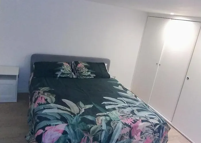 Loft 27 アパート バーリ